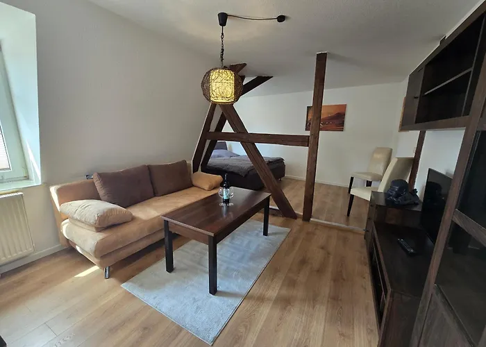 44m2 Im Zittauer Stadtzentrum Innenstadt Innenring Lage Markt Und Rathaus Naehe شقة تسيتاو